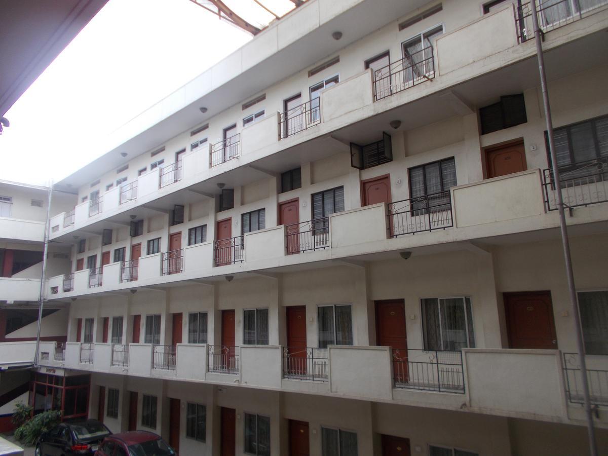 Modern Hotel Bangalore Eksteriør bilde